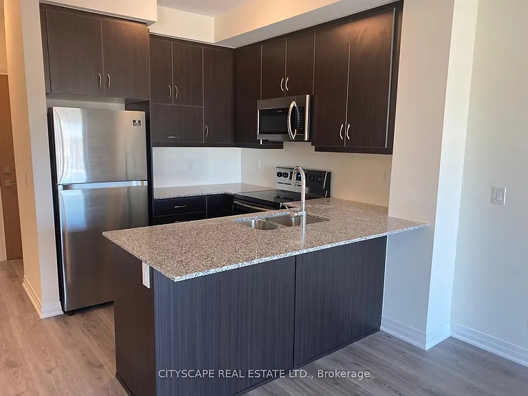 128 Grovewood Cmn — Photo 4