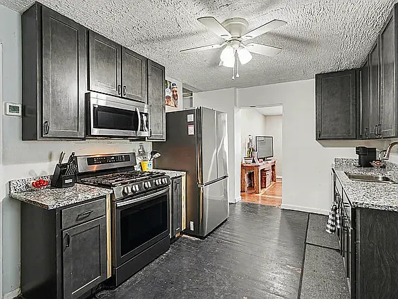 443 Washington Ave — Photo 5