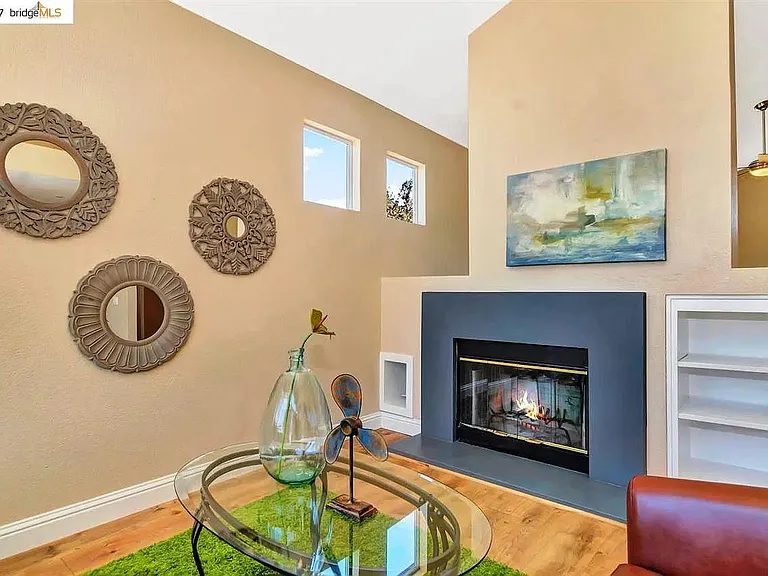 4724 Cove Ln — Photo 10