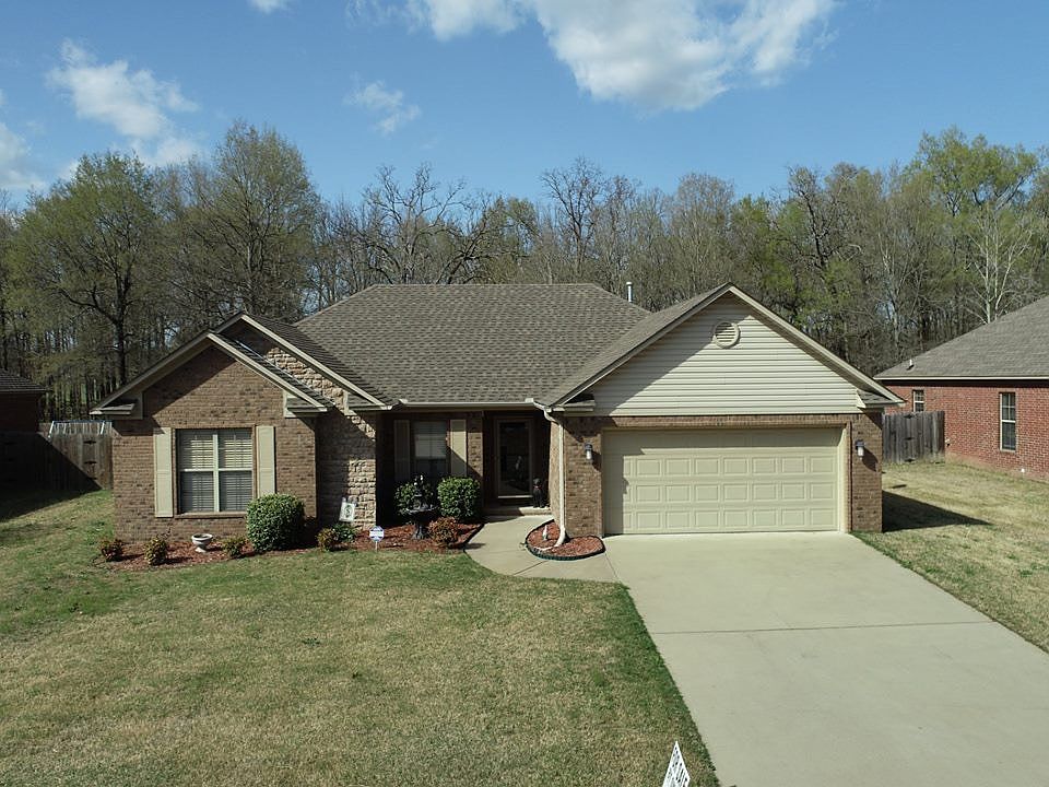1st image of 21 Brentwood Dr