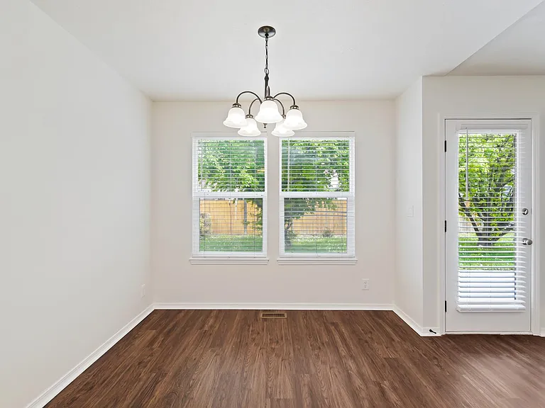3007 Manchester Dr — Photo 20