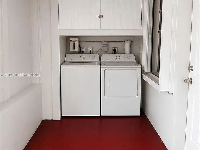 14215 NE 9th Ave — Photo 24