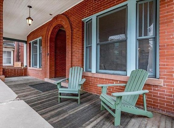 5th image of 1424 N Gaylord St APT 2