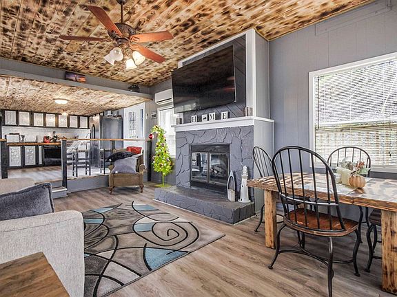 4th image of 1795 R Whittaker Rd