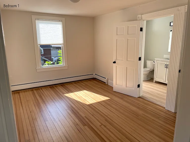 34 Pleasant St #2 — Photo 9