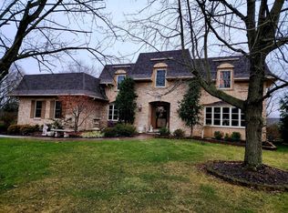 1459 Whispering Woods Ln, Springboro, OH 45066