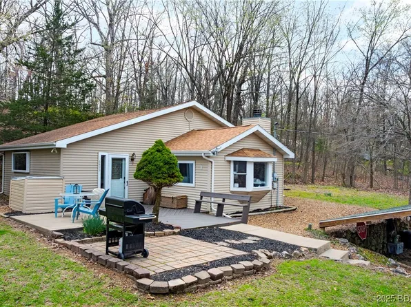 6893 Huntington Rd, Osage Beach, MO 65065