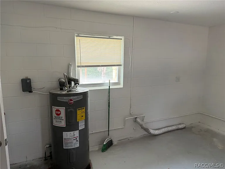 1405 Eden Dr — Photo 24