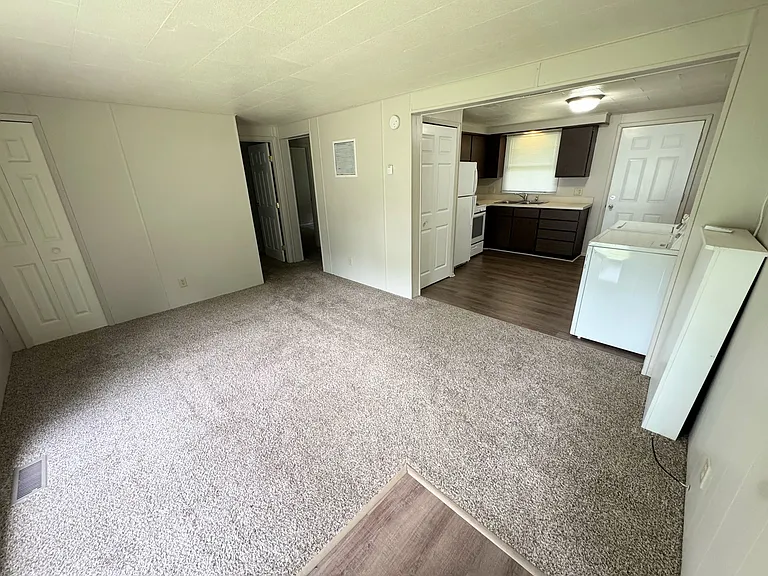2054 Saint Joseph Ln — Photo 8