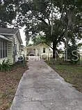 3 bed, 1.0 bath, 1074 sqft, $995 — Photo 3