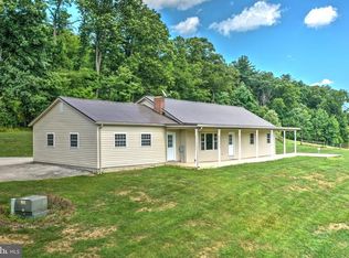61 Pine Grove Furnace Rd, Aspers, PA 17304