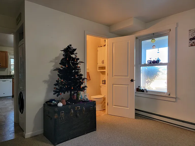 10 N Peartown Rd — Photo 12