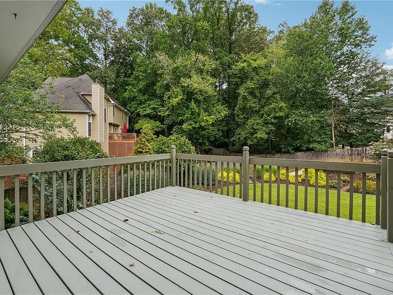 2565 Chestea Dr NE — Photo 26