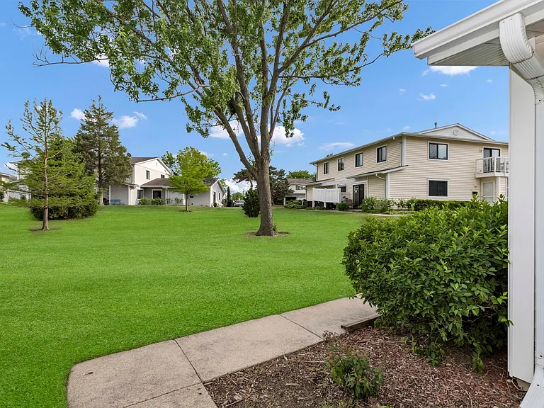 707 Sunfish Point #707 — Photo 4