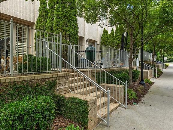 4th image of 878 3rd St