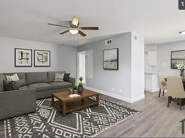 4832 Locke Ave, Fort Worth, TX 76107