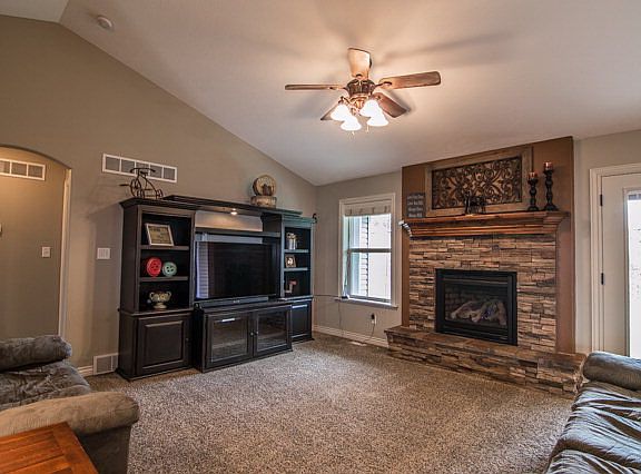 2nd image of 4355 Nottingham Ln