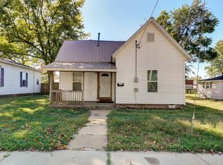 1634 W Chestnut St, Springfield, MO 65802