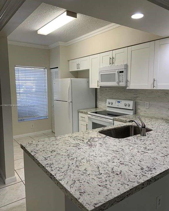 1st image of 21 Fleming Ct #0