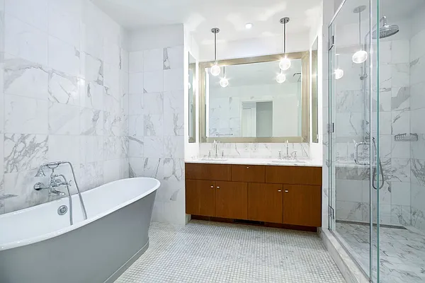 Rented by Compass | media 27