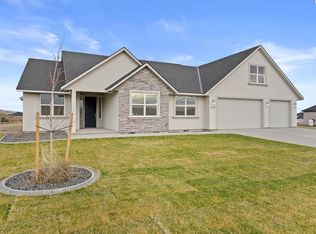 86710 Calico Rd, Kennewick, WA 99338