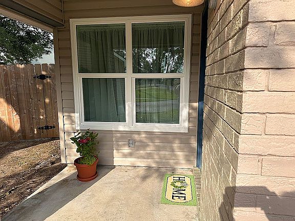 2nd image of 4268 Holly Hill Ct
