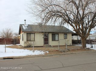 1321 Griffin Ave, Farmington, NM 87401
