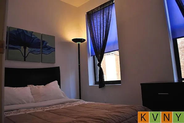 Rented by KVNY Soho | media 59