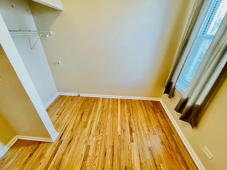 713 S Aberdeen St #3R — Photo 6