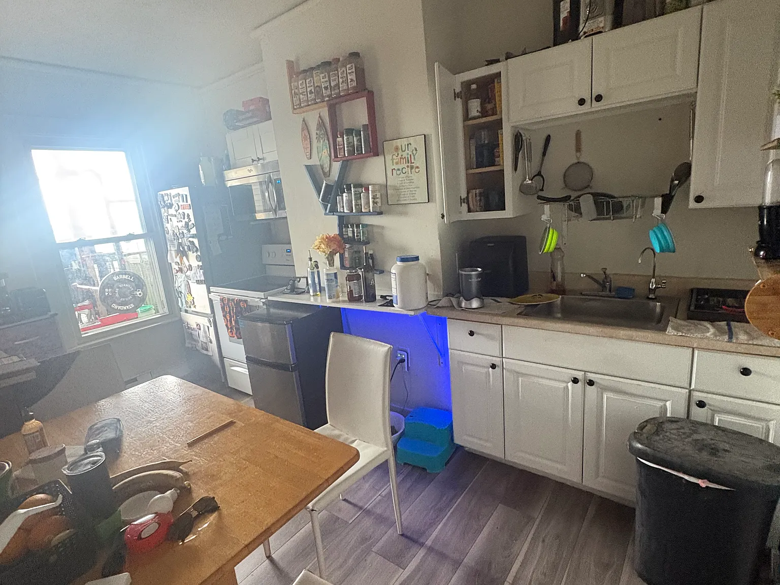 3 bed, 9999 sqft, $2,850 — Photo 3
