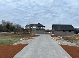 12243 Mundy Loss Rd E, Buckley, WA 98321