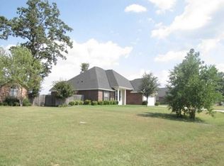 4903 Mulligan Cir, Shreveport, LA 71107