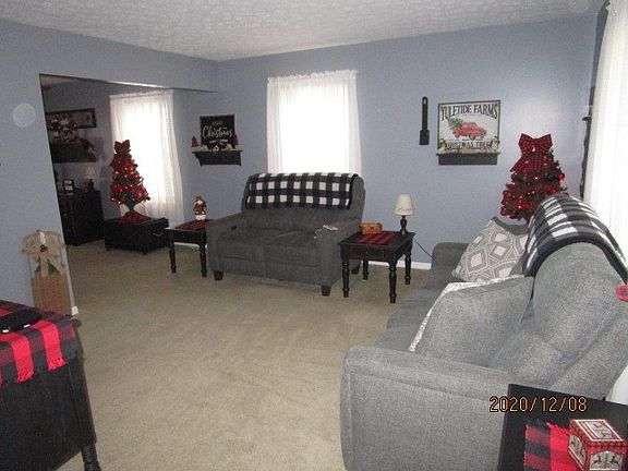 2nd image of 77 Mound St