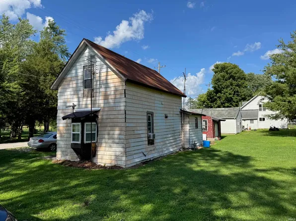 195 N Lincoln St, Macy, IN 46951