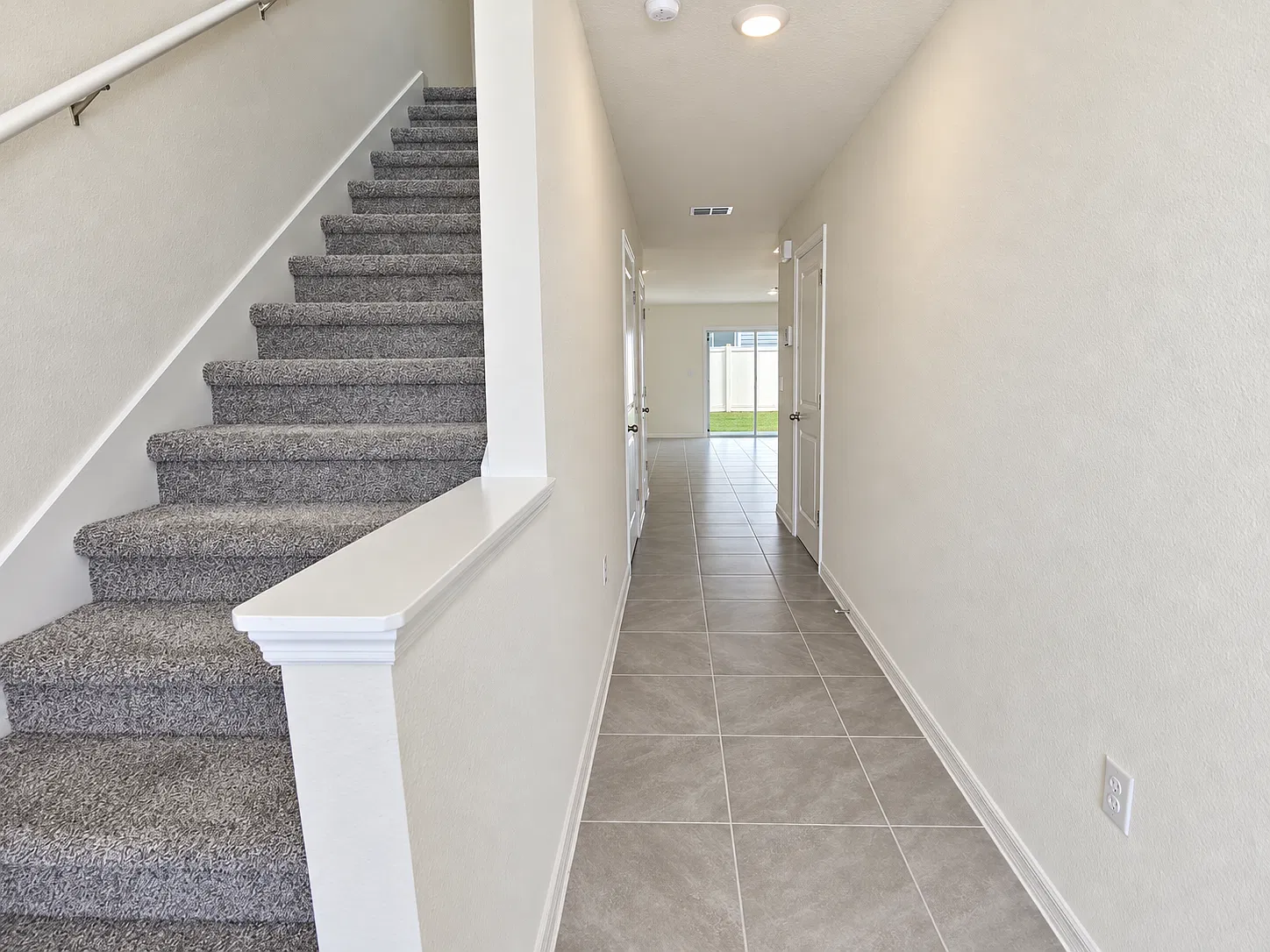 3 bed, 2.5 bath, 1505 sqft, $1,800 — Photo 2
