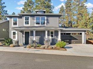 1855 NE Ellamae Pl, Bend, OR 97701