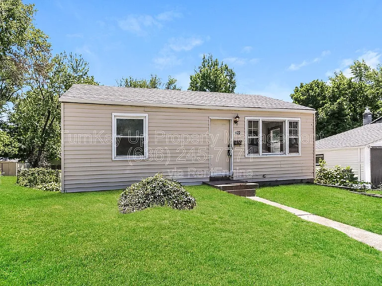 422 Plaza Ave — Photo 3