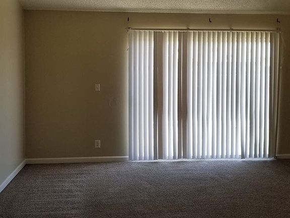 3rd image of 307 Buckley Ave