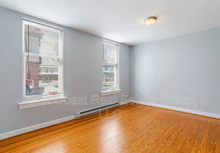 721 2nd St #A — Photo 18