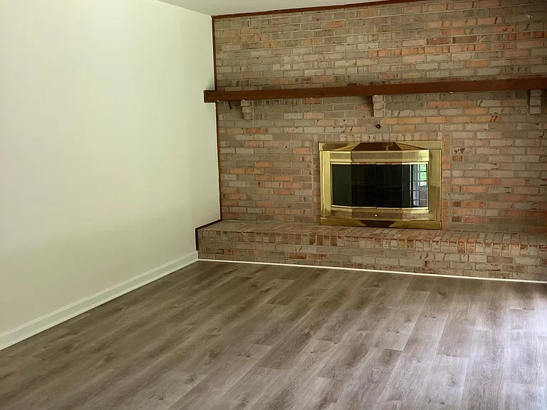 Basement Re. Room.