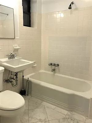 Rented by Zumper Inc | media 8