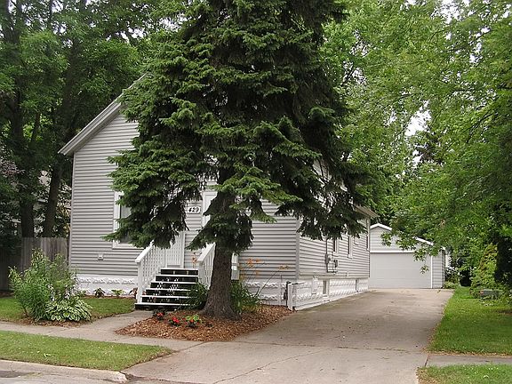 2nd image of 429 Northern Ave