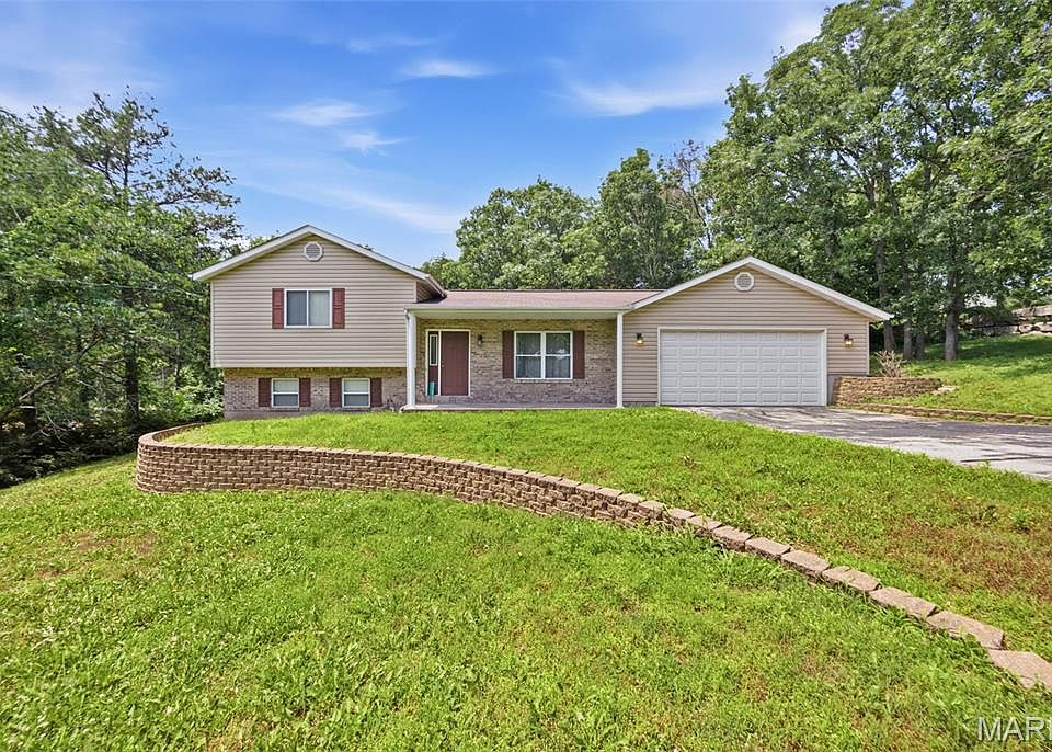 1st image of 12105 Cedar Circle Dr