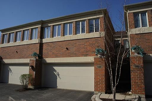 1st image of 144 Finstad Dr