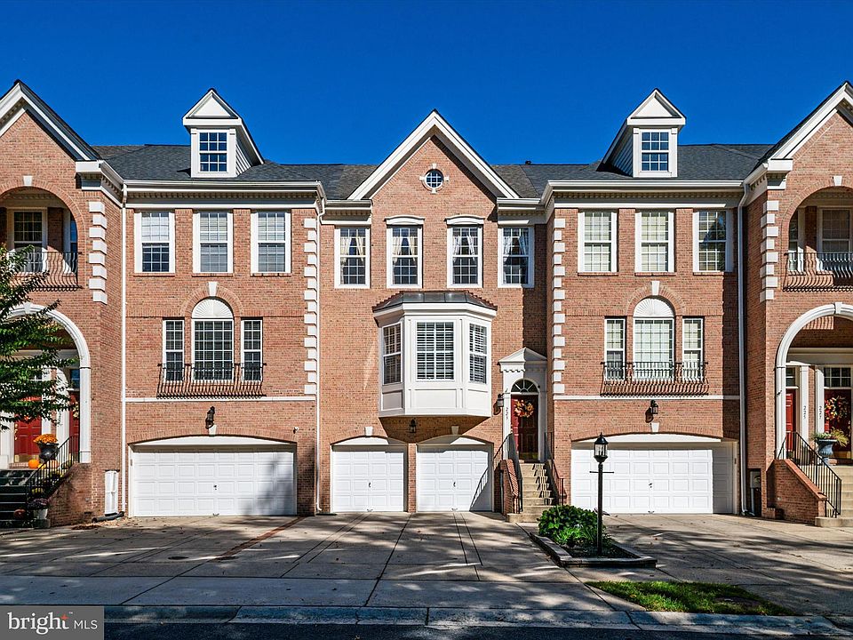 1st image of 223 Galewood Dr
