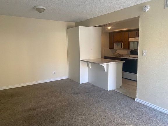 3rd image of 51080 Avenida Mendoza APT 1