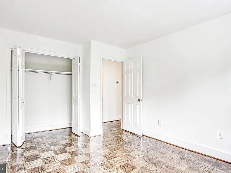 3251 Sutton Pl NW #B — Photo 27