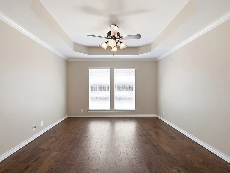 5513 Carmel Ct — Photo 13