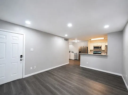 10001 Westpark Dr #44 — Photo 2