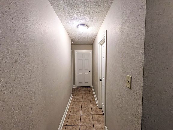 3rd image of 9640 Gross St